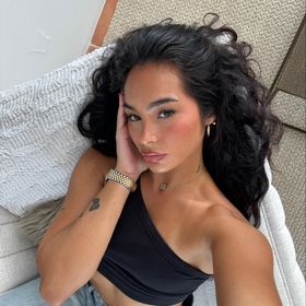 <em>Elena R. from Miami</em>